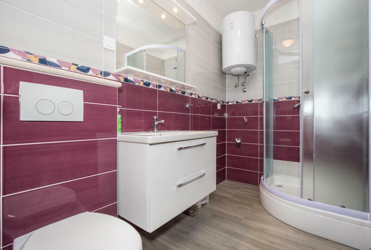 Apartman Sesna Bol Exterior foto